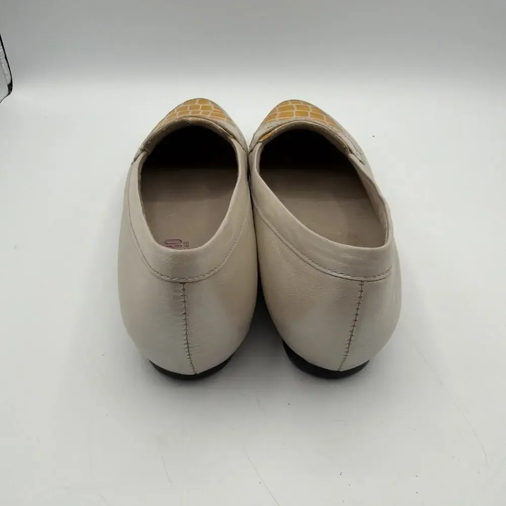 MUNRO Carrie Pearl Leather Yellow Embossed Vamp Loafers Womens Size 9